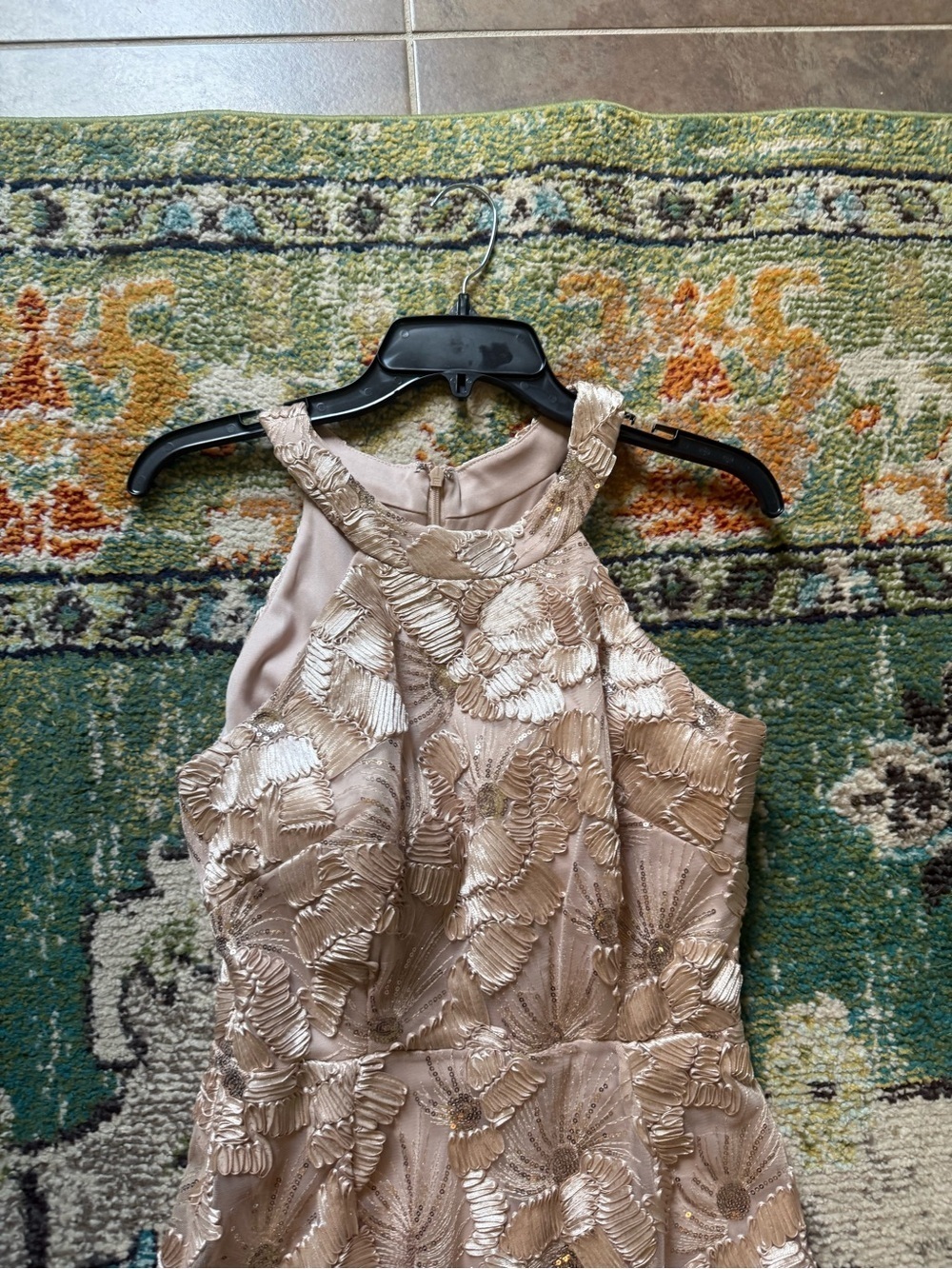 Betsey & Adam Champagne Gold Embellished Sequin Evening Gown Formal Dress Size 8 - Picture 6 of 10